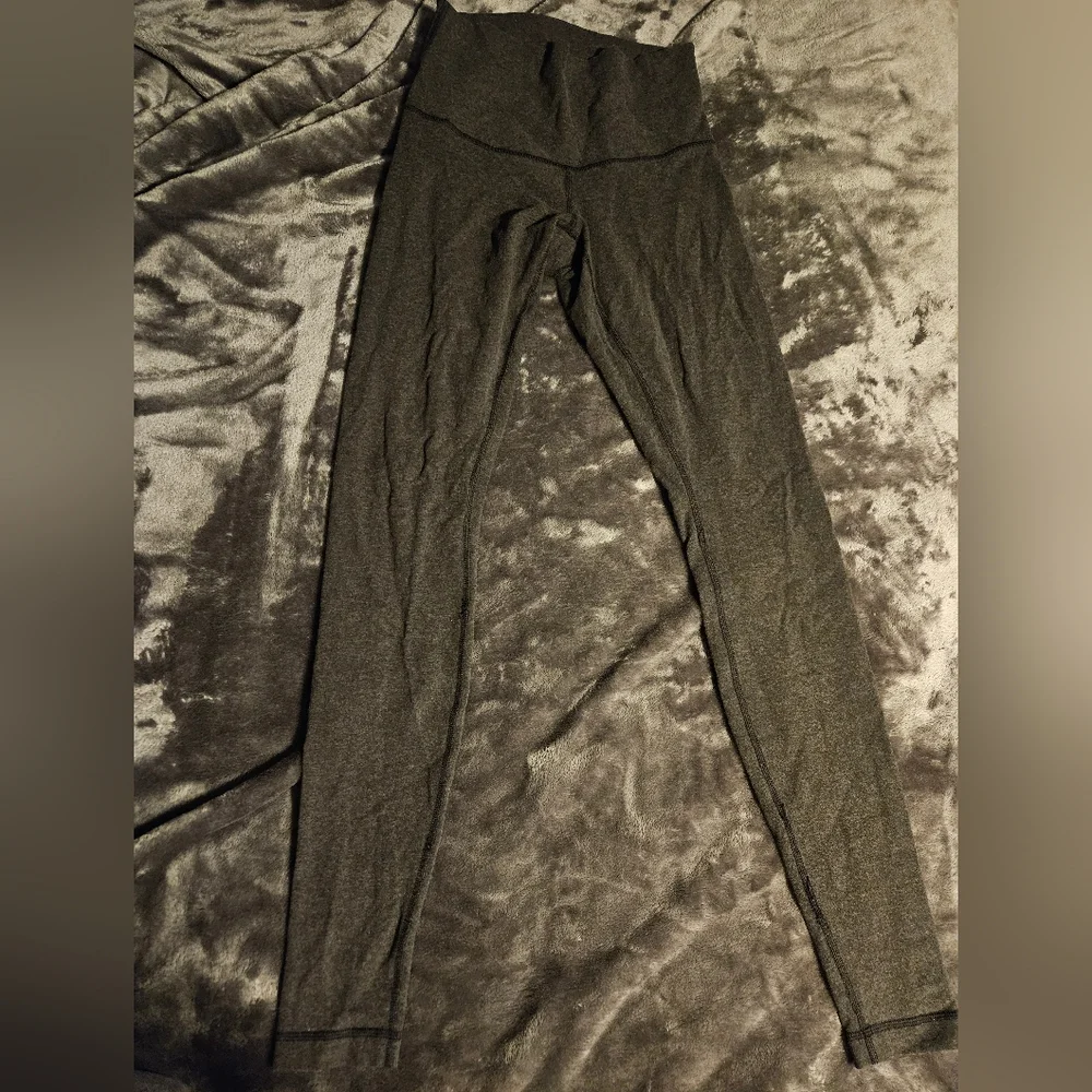 Lululemon leggings - Picture 1 of 2